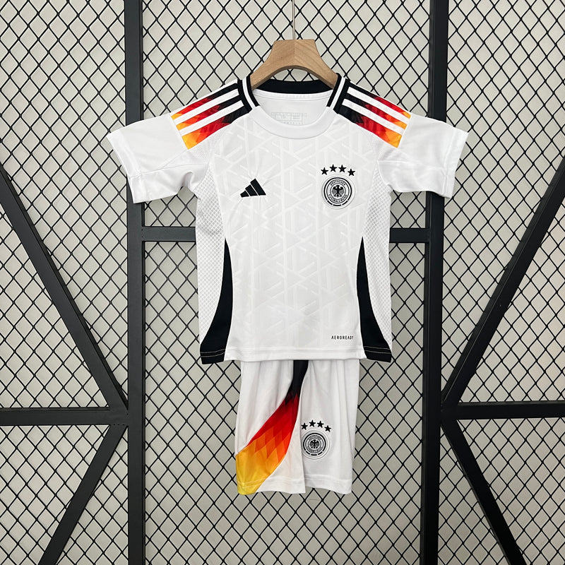 Kit Infantil Alemanha Home 24/25