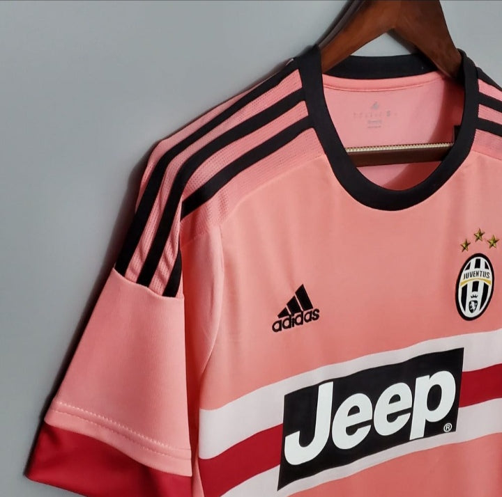 Camisa Juventus 2015/2016- Versão Retrô
